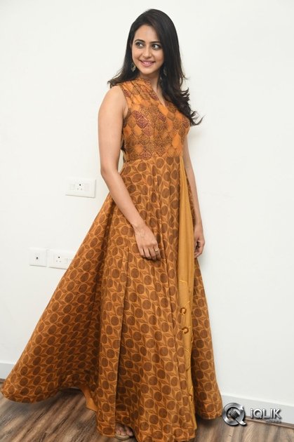 Rakul-Preet-Interview-About-Jaya-Janaki-Nayaka-Movie